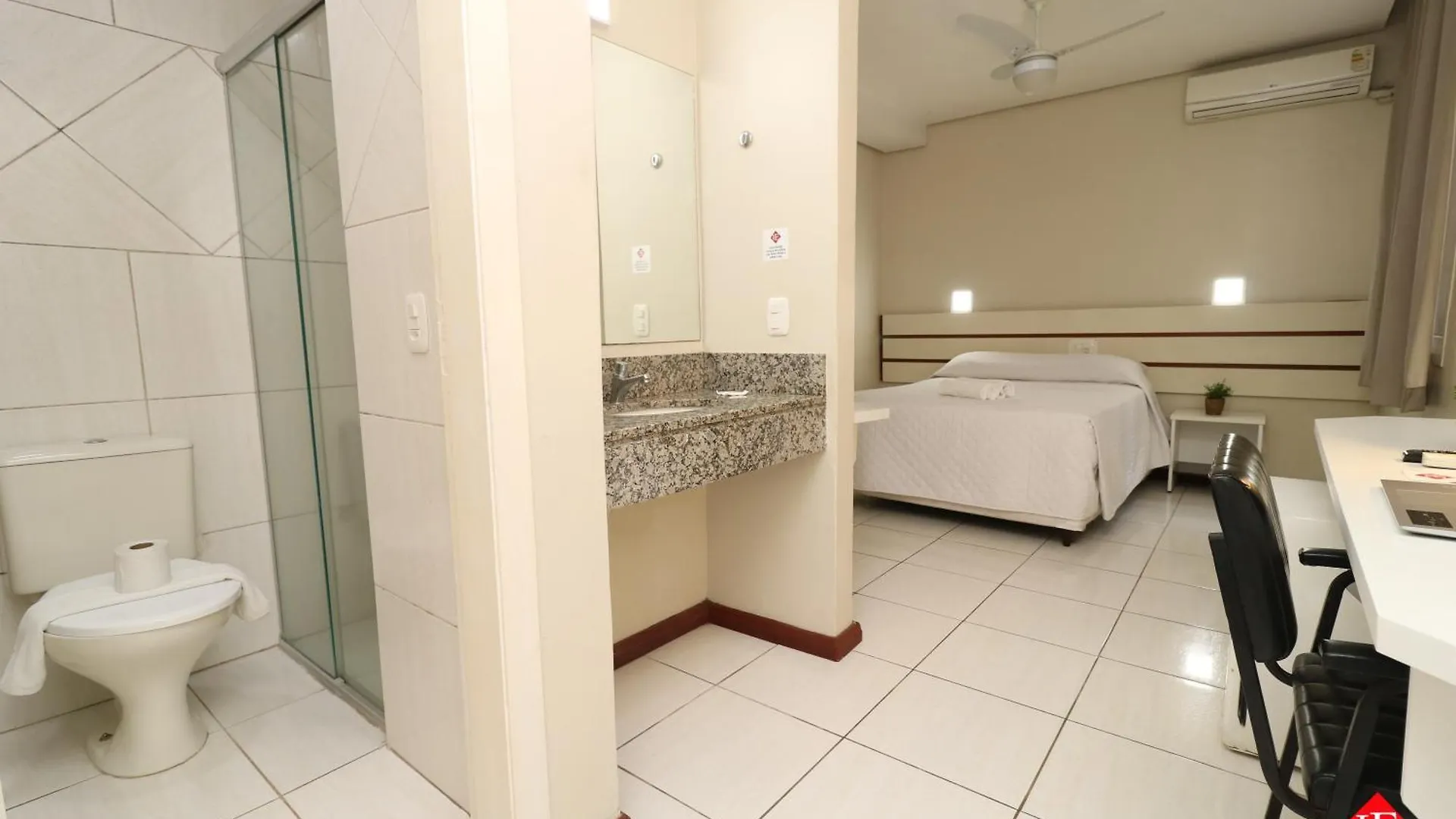 Hotel Elevado Porto Alegre 3*,